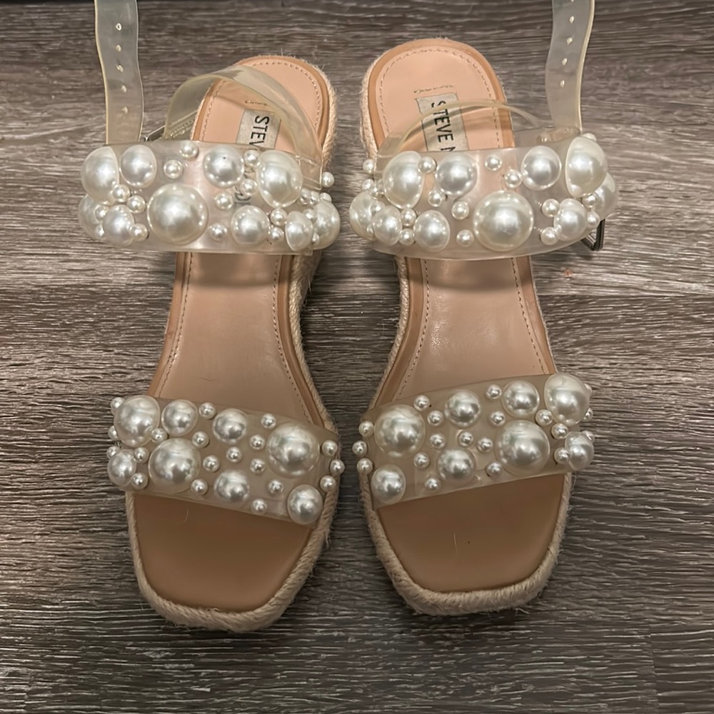 Steve Madden pearl wedges